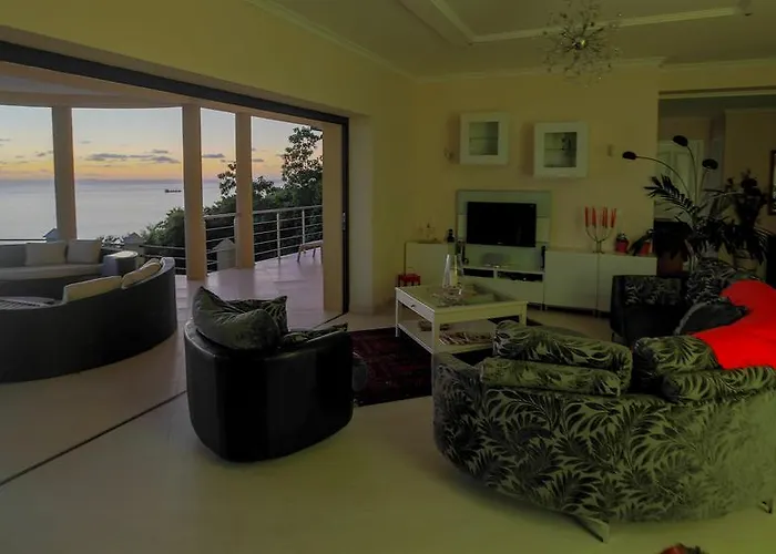 La Vue Villa Beau Vallon (Mahe)
